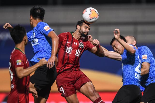 库里29分字母23分 勇士大胜35分终结雄鹿6连胜